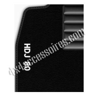 TAPIS DE SOL SUR MESURE POUR TOYOTA HDJ80 AVEC BRODERIE "HDJ 80"