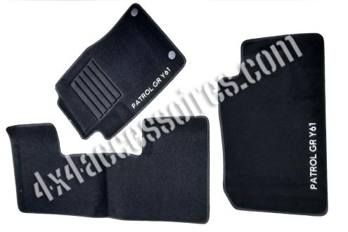 TAPIS DE SOL SUR MESURE POUR PATROL GR Y61 COURT AVEC BRODERIE "PATROL GR Y61"